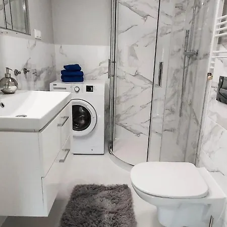 Apartel24pl Mozart Апартаменты *