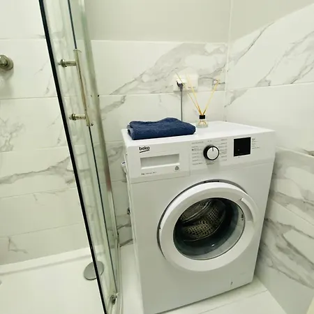 Apartel24pl Mozart * ורשה